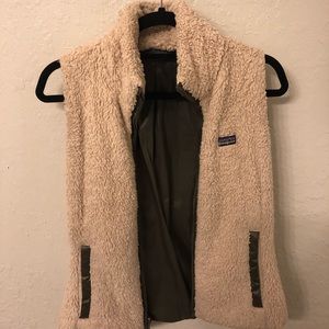 Patagonia reversible vest